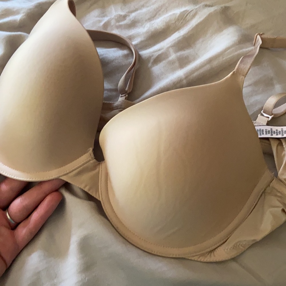 Victoria’s Secret Beige Bra 36C Perfect Coverage